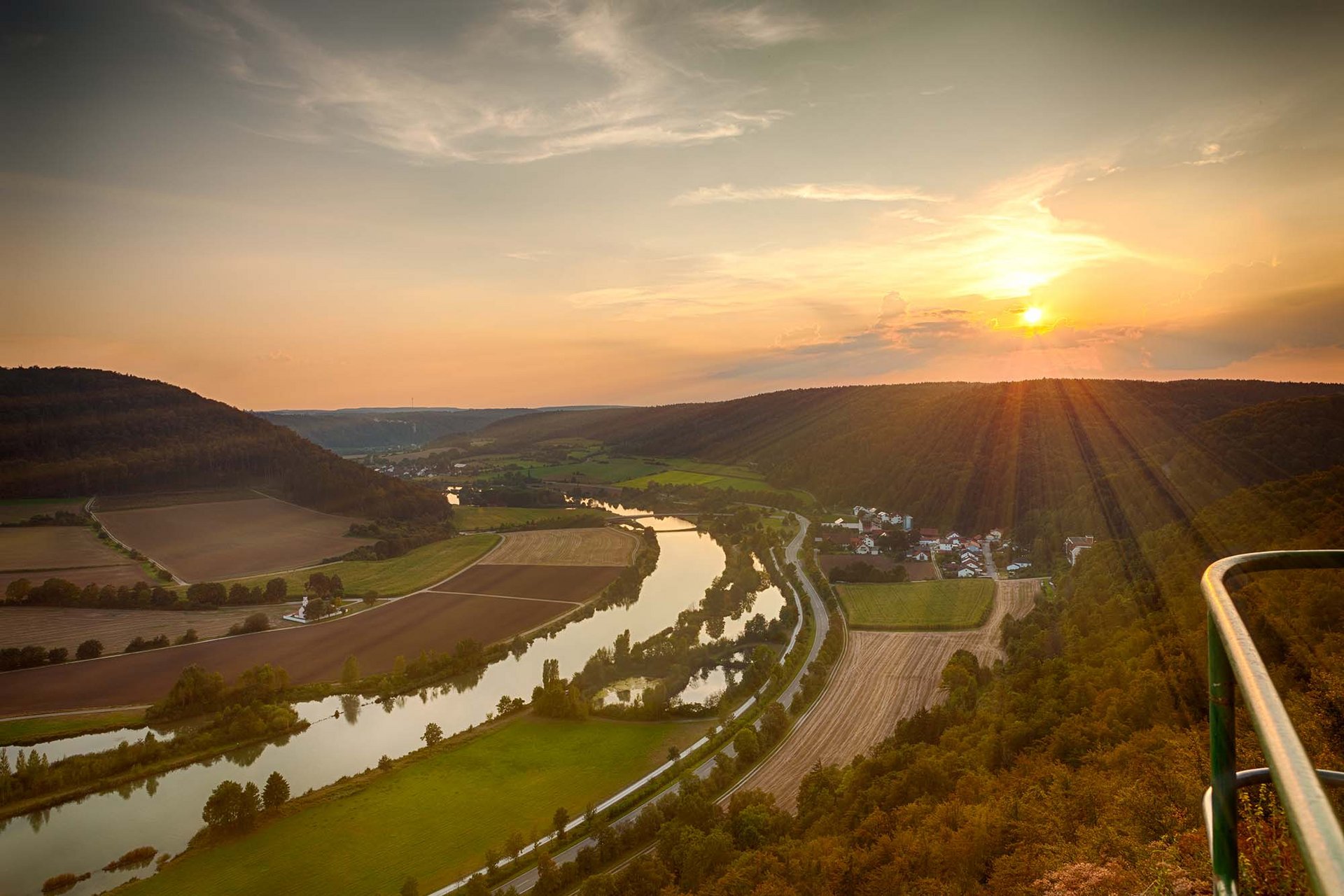 Wanderweg Aussicht Sonnenuntergang Altmühltal