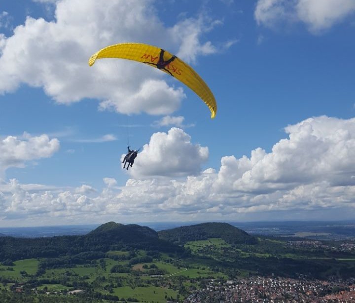 Top-Trails-Albsteig-Gleitschirm